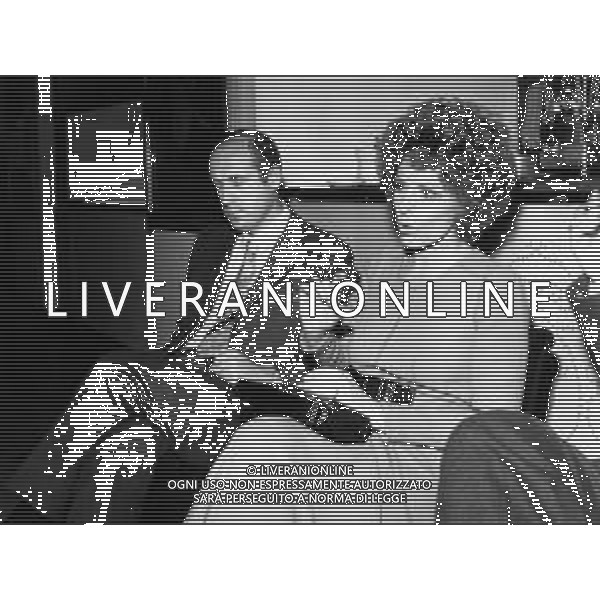 RETROSPETTIVA ORNELLA VANONI CANTANTE NELLA FOTO ORNELLA VANONI AG ALDO LIVERANI SAS