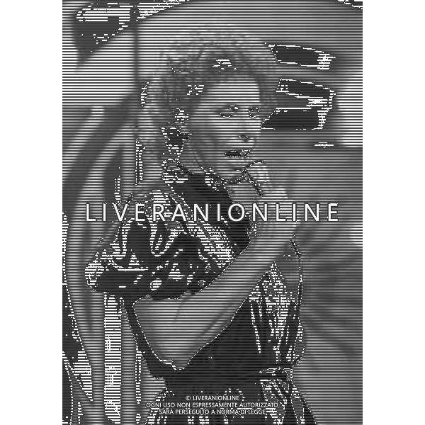 RETROSPETTIVA ORNELLA VANONI CANTANTE NELLA FOTO ORNELLA VANONI AG ALDO LIVERANI SAS