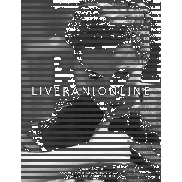 RETROSPETTIVA ORNELLA VANONI CANTANTE NELLA FOTO ORNELLA VANONI AG ALDO LIVERANI SAS