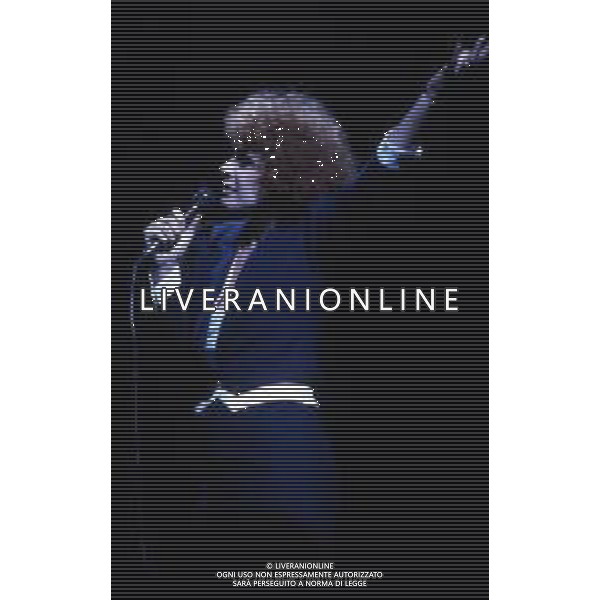 RETROSPETTIVA ORNELLA VANONI CANTANTE NELLA FOTO ORNELLA VANONI AG ALDO LIVERANI SAS