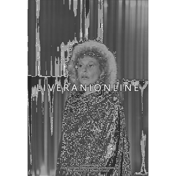 RETROSPETTIVA ORNELLA VANONI CANTANTE NELLA FOTO ORNELLA VANONI IN RAI NEL 1981 AG ALDO LIVERANI SAS