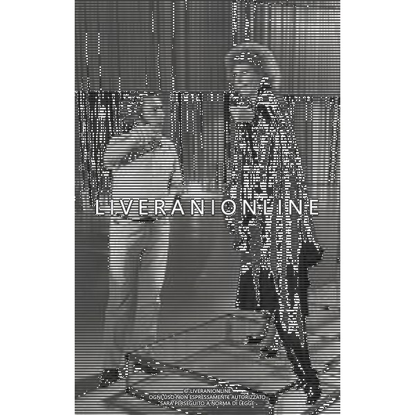 RETROSPETTIVA ORNELLA VANONI CANTANTE NELLA FOTO ORNELLA VANONI IN RAI NEL 1981 AG ALDO LIVERANI SAS