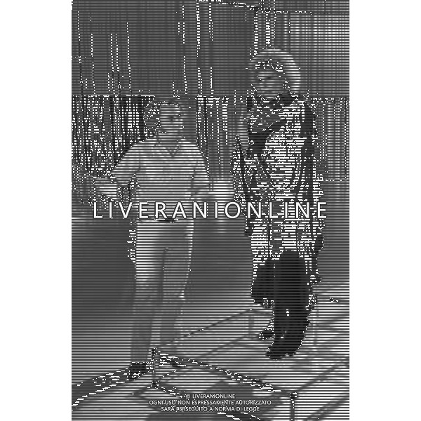 RETROSPETTIVA ORNELLA VANONI CANTANTE NELLA FOTO ORNELLA VANONI IN RAI NEL 1981 AG ALDO LIVERANI SAS