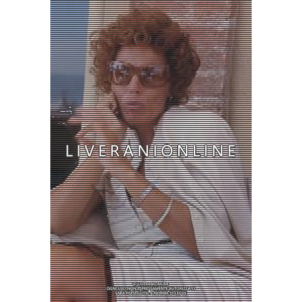 RETROSPETTIVA ORNELLA VANONI CANTANTE NELLA FOTO ORNELLA VANONI AG ALDO LIVERANI SAS