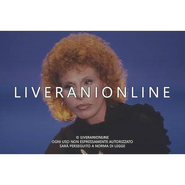 RETROSPETTIVA ORNELLA VANONI CANTANTE NELLA FOTO ORNELLA VANONI AG ALDO LIVERANI SAS