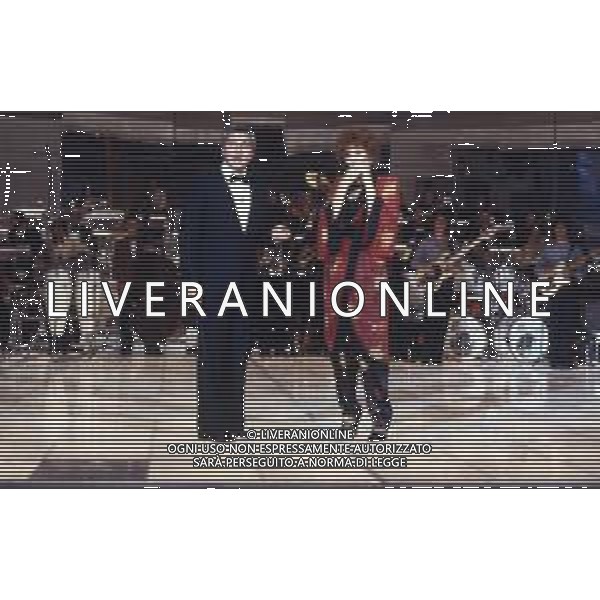 RETROSPETTIVA ORNELLA VANONI CANTANTE NELLA FOTO ORNELLA VANONI CON PINO CARUSO AG ALDO LIVERANI SAS