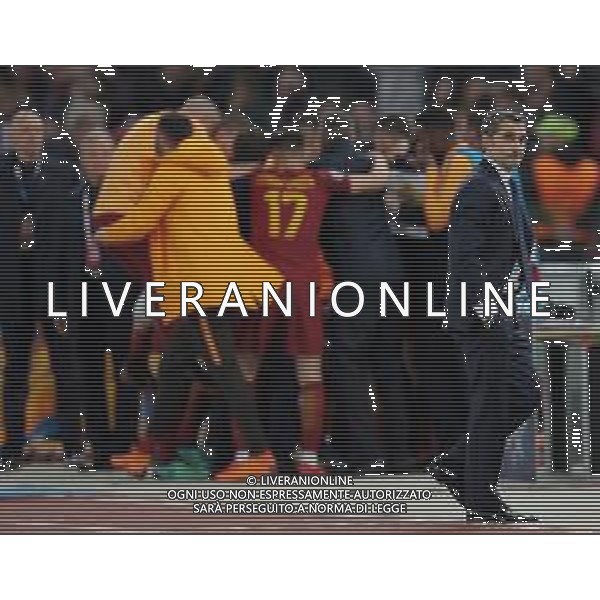 UEFA Champions League 2017/2018 Quarti di Finale Ritorno Roma - 10.04.2018 Roma-Barcellona Nella Foto: esultanza dopo il gol di Kostas Manolas - delusione di ernesto valverde /Ph.Vitez-Ag. Aldo Liverani