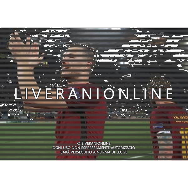 UEFA Champions League 2017/2018 Quarti di Finale Ritorno Roma - 10.04.2018 Roma-Barcellona Nella Foto: esultanza dei giocatori della roma che festeggiano a fine gara - edin dzeko /Ph.Vitez-Ag. Aldo Liverani