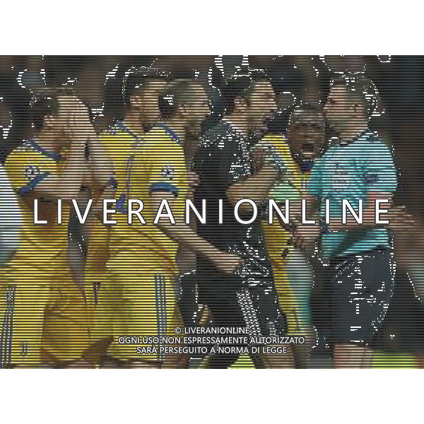 UEFA Champions League 2017/2018 Quarti di Finale Ritorno Madrid - 11.04.2018 Real Madrid-Juventus Nella Foto: le proteste dell\'espulsione di gianluigi buffon con l\'arbitro /Ph.Vitez-Ag. Aldo Liverani