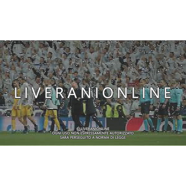 UEFA Champions League 2017/2018 Quarti di Finale Ritorno Madrid - 11.04.2018 Real Madrid-Juventus Nella Foto: giuseppe marotta cerca di calmare i giocatori /Ph.Vitez-Ag. Aldo Liverani