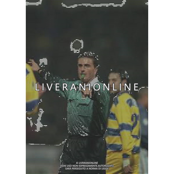 09-03-1999 PARMA SEMIFINALE DI COPPA ITALIA PARMA INTER 2-1 NELLA FOTO ARBITRO MASSIMO DE SANTIS AG ALDO LIVERANI SAS