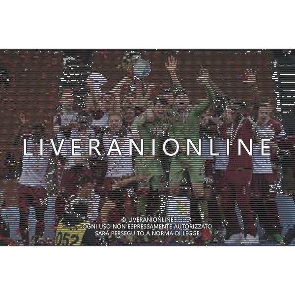 Coppa Italia TIM Cup Primavera 2017/2018 Finale Ritorno Milano - 13.04.2018 Milan-Torino Nella Foto:D’Alena Antonio Alza la coppa e festeggia con i compagni /Ph.Vitez-Ag. Aldo Liverani