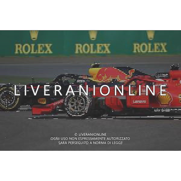 Max Verstappen (NLD) Red Bull Racing and Sebastian Vettel (GER) Scuderia Ferrari collide during the race 15.04.2018. Formula 1 World Championship, Rd 3, Chinese Grand Prix, Shanghai, China, Race Day. / AGENZIA ALDO LIVERANI SAS - ITALY ONLY EDITORIAL USE ONLY