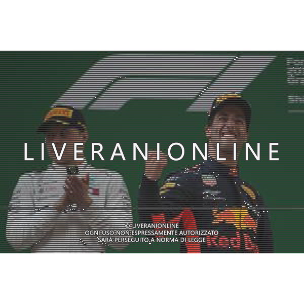 Valtteri Bottas (FIN) Mercedes AMG F1 and 1st place Daniel Ricciardo (AUS) Red Bull Racing RB14. 15.04.2018. Formula 1 World Championship, Rd 3, Chinese Grand Prix, Shanghai, China, Race Day. / AGENZIA ALDO LIVERANI SAS - ITALY ONLY EDITORIAL USE ONLY