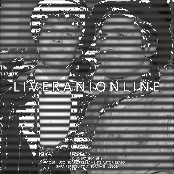 RETROSPETTIVA NINO BENVENUTI PUGILE ROMA 1969 NELLA FOTO NINO BENVENUTI CON GIULIANO GEMMA AG ALDO LIVERANI SAS