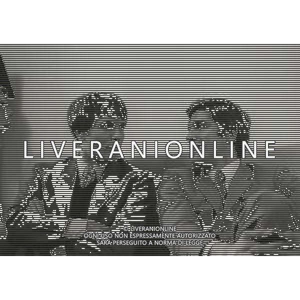 RETROSPETTIVA NINO BENVENUTI PUGILE ROMA 1969 NELLA FOTO NINO BENVENUTI CON GIULIANO GEMMA AG ALDO LIVERANI SAS