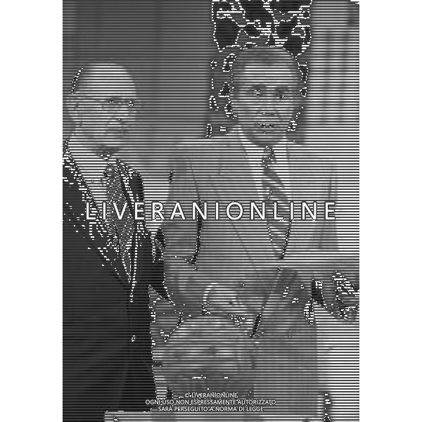 PORTOBELLO, programma televisivo di Enzo Tortora, in onda in diretta sulla Rete 2 con il sottotitolo \'mercatino del venerdi\' 1983 - RETROSPETTIVA ©ARCHIVIO / AGENZIA ALDO LIVERANI SAS