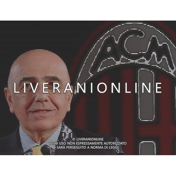 MILANO 21-4-05 STAZIO MEAZZA PRESENTAZIONE PARTNERSHIP FRA AC MILAN E WARNER BROS PH: CAPRA/LIVERANI