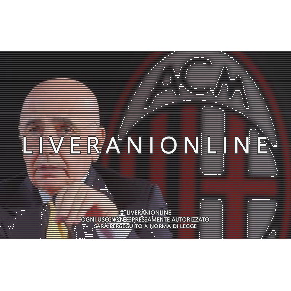 MILANO 21-4-05 STAZIO MEAZZA PRESENTAZIONE PARTNERSHIP FRA AC MILAN E WARNER BROS PH: CAPRA/LIVERANI