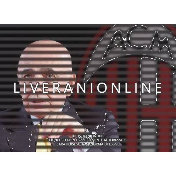 MILANO 21-4-05 STAZIO MEAZZA PRESENTAZIONE PARTNERSHIP FRA AC MILAN E WARNER BROS PH: CAPRA/LIVERANI