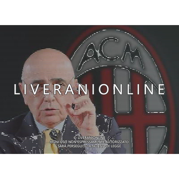 MILANO 21-4-05 STAZIO MEAZZA PRESENTAZIONE PARTNERSHIP FRA AC MILAN E WARNER BROS PH: CAPRA/LIVERANI