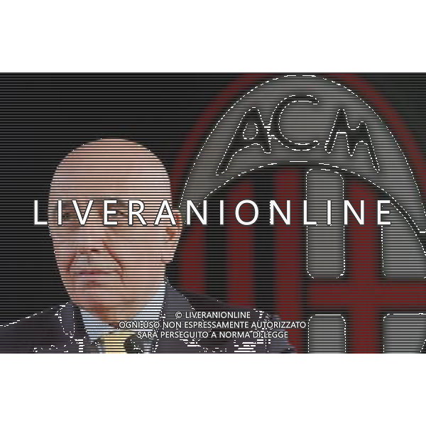 MILANO 21-4-05 STAZIO MEAZZA PRESENTAZIONE PARTNERSHIP FRA AC MILAN E WARNER BROS PH: CAPRA/LIVERANI