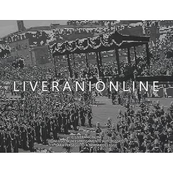 1950-1955 ROMA PARATA DEL DUE GIUGNO NELLA FOTO LA PARATA DELLE FORZE DELL\'ORDINE AG ALDO LIVERANI SAS