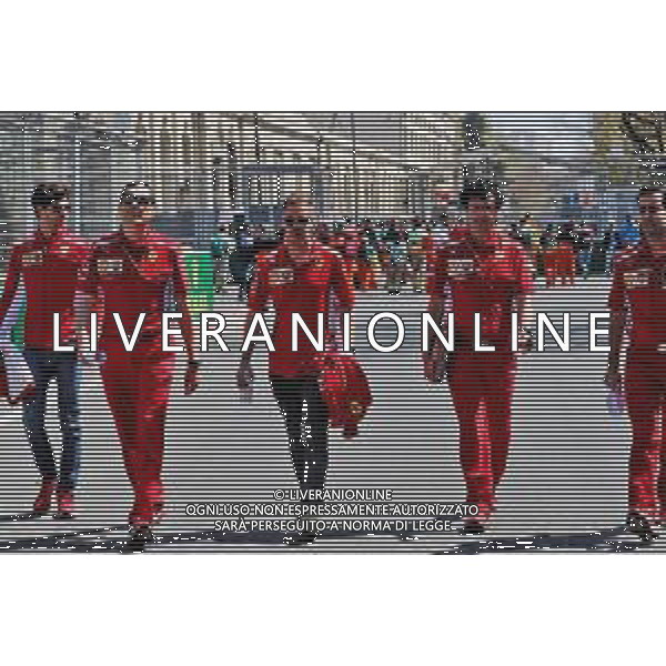 Sebastian Vettel (GER) Ferrari walks the circuit with the team. 26.04.2018. Formula 1 World Championship, Rd 4, Azerbaijan Grand Prix, Baku Street Circuit, Azerbaijan, Preparation Day. / AGENZIA ALDO LIVERANI SAS - ITALY ONLY EDITORIAL USE ONLY - F1 Gp Azerbaijan Grand Prix - Preparation Day - Baku 26.04.2018