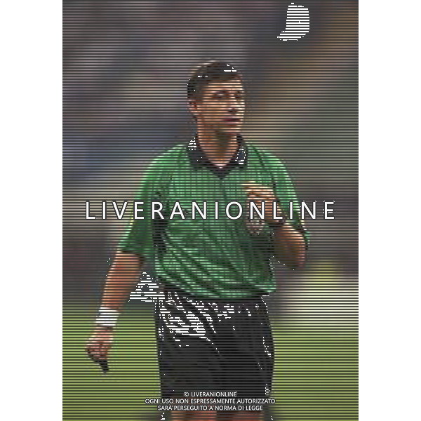 28-09-1999 MILANO-CHAMPIONS LEAGUE MILAN HERTA BERLINO 1-1 NELLA FOTO ARBITRO Gilles Veissière AG ALDO LIVERANI SAS