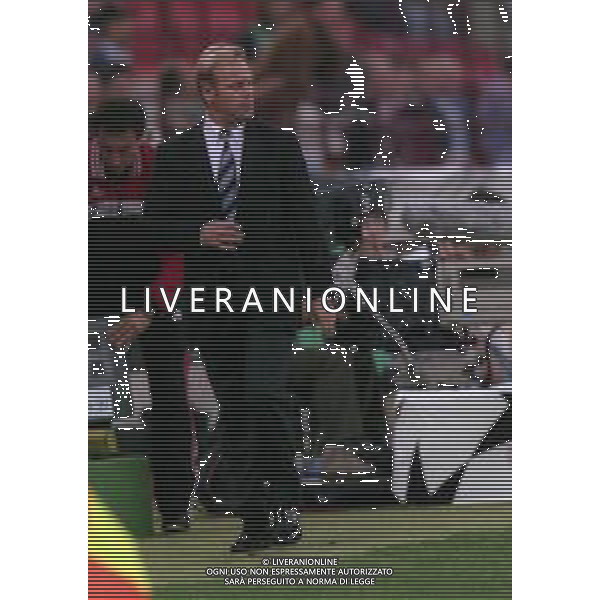 28-09-1999 MILANO-CHAMPIONS LEAGUE MILAN HERTA BERLINO 1-1 NELLA FOTO Jürgen Röber ALLENATORE HERTA BERLINO AG ALDO LIVERANI SAS