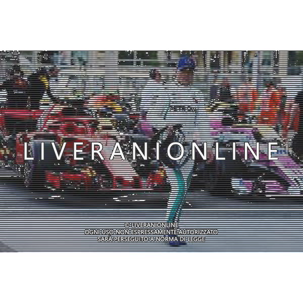 Valtteri Bottas (FIN) Mercedes AMG F1 in qualifying parc ferme. 28.04.2018. Formula 1 World Championship, Rd 4, Azerbaijan Grand Prix, Baku Street Circuit, Azerbaijan, Qualifying Day. / AGENZIA ALDO LIVERANI SAS - ITALY ONLY EDITORIAL USE ONLY - F1 - Formula One World Championship - Azerbaijan Grand Prix - Prove Ufficiali Qualifiche Baku, Azerbaijan 28.04.2018