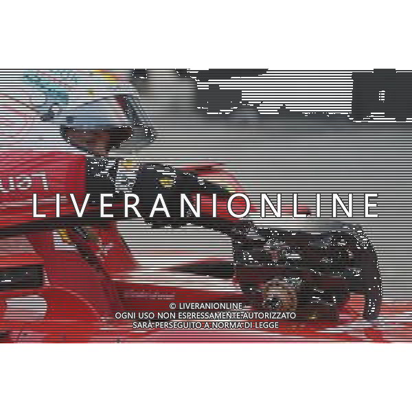 Sebastian Vettel (GER) Ferrari with his steering wheel. 28.04.2018. Formula 1 World Championship, Rd 4, Azerbaijan Grand Prix, Baku Street Circuit, Azerbaijan, Qualifying Day. / AGENZIA ALDO LIVERANI SAS - ITALY ONLY EDITORIAL USE ONLY - F1 - Formula One World Championship - Azerbaijan Grand Prix - Prove Ufficiali Qualifiche Baku, Azerbaijan 28.04.2018