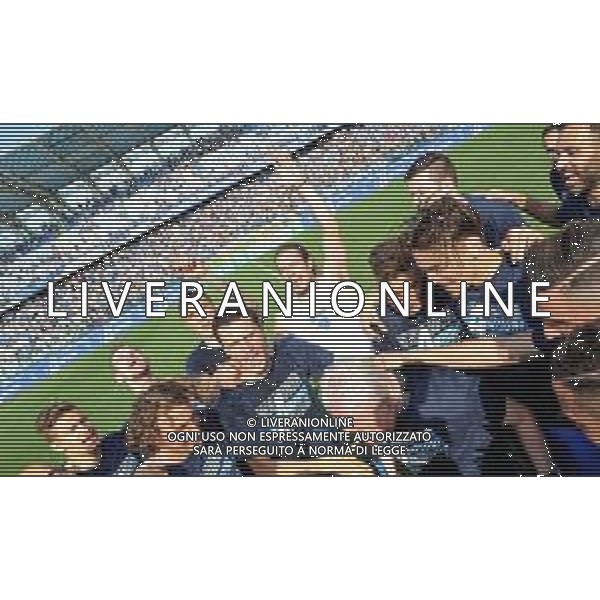 Foto: Aldo Liverani 28/04/2018 Empoli (Italia) Sport Calcio Empoli vs Novara - Campionato italiano di calcio Serie B ConTe.it 2017/2018 - Stadio "Carlo Castellani" Nella foto: i giocatori dell\'Empoli esultano a fine gara / AGENZIA ALDO LIVERANI SAS Empoli vs Novara - Campionato italiano di calcio Serie B ConTe.it 2017/2018 Esultanza e festeggiamenti dei giocatori Empoli a fine gara per la promozione in Serie A