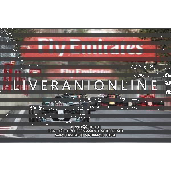 Lewis Hamilton (GBR) Mercedes AMG F1 W09. 29.04.2018. Formula 1 World Championship, Rd 4, Azerbaijan Grand Prix, Baku Street Circuit, Azerbaijan, Race Day. / AGENZIA ALDO LIVERANI SAS - ITALY ONLY EDITORIAL USE ONLY - F1 Motor Racing - Formula One World Championship - Azerbaijan Grand Prix - Race Day - Gara Baku, Azerbaijan 29.04.2018