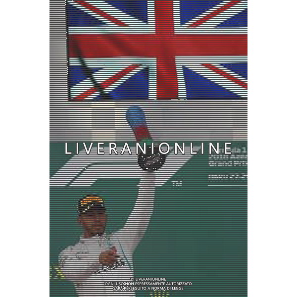 1st place Lewis Hamilton (GBR) Mercedes AMG F1 W09. 29.04.2018. Formula 1 World Championship, Rd 4, Azerbaijan Grand Prix, Baku Street Circuit, Azerbaijan, Race Day. / AGENZIA ALDO LIVERANI SAS - ITALY ONLY EDITORIAL USE ONLY - F1 Motor Racing - Formula One World Championship - Azerbaijan Grand Prix - Race Day - Gara Baku, Azerbaijan 29.04.2018
