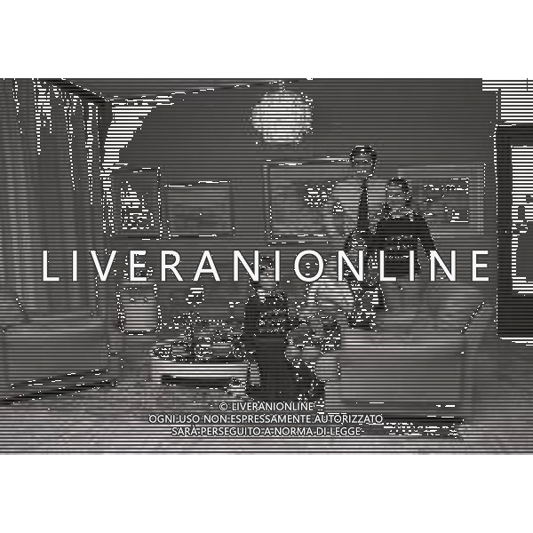 RETROSPETTIVA TARCISIO BURGNICH ALLENATORE E CALCIATORE NELLA FOTO TARCISIO BURGNICH IN FAMIGLIA A MILANO 1973 AG ALDO LIVERANI SAS