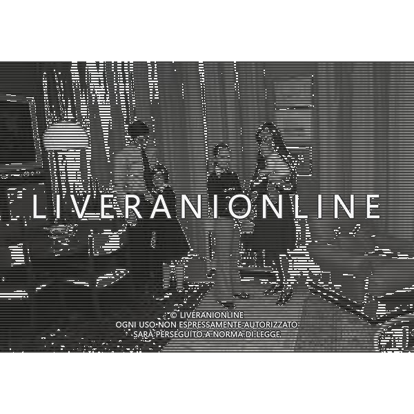 RETROSPETTIVA TARCISIO BURGNICH ALLENATORE E CALCIATORE NELLA FOTO TARCISIO BURGNICH IN FAMIGLIA A MILANO 1973 AG ALDO LIVERANI SAS