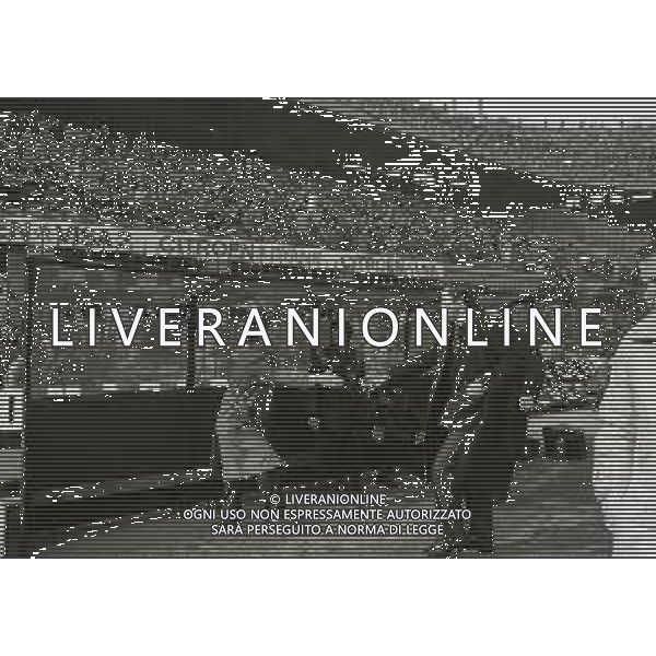 RETROSPETTIVA TARCISIO BURGNICH ALLENATORE E CALCIATORE NELLA FOTO TARCISIO BURGNICH ALLAENATORE BOLOGNA 1981-1982 CON ITALO GALBIATI ALLENATORE MILAN AG ALDO LIVERANI SAS