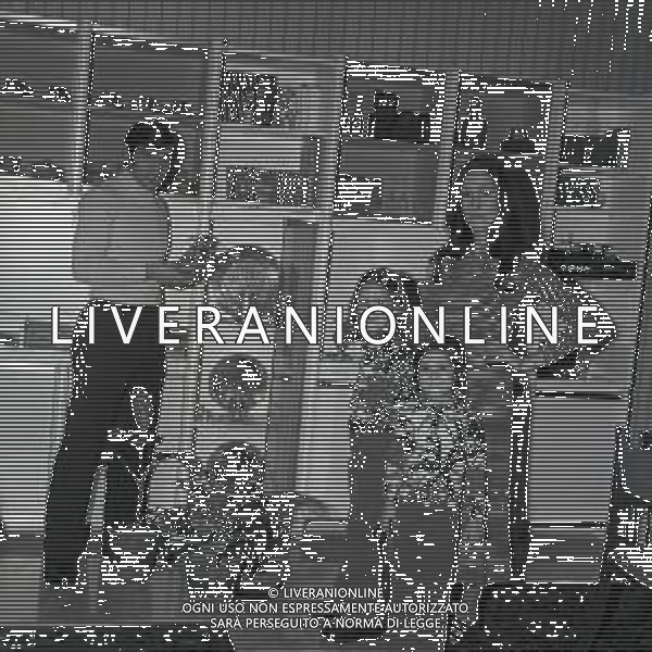 RETROSPETTIVA TARCISIO BURGNICH ALLENATORE E CALCIATORE NELLA FOTO TARCISIO BURGNICH A MILANO 1970 CON LA FAMIGLIA AG ALDO LIVERANI SAS