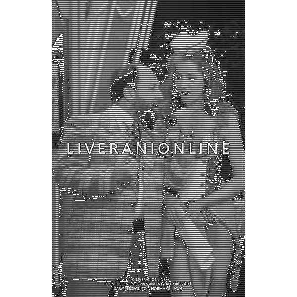 \'DRIVE IN\' programma di varietà\' televisivo 1987 - RETROSPETTIVA nella foto Enrico Beruschi con Tini\' Cansino ©ARCHIVIO / AGENZIA ALDO LIVERANI SAS