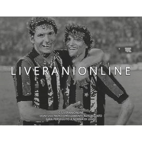 RETROSPETTIVA GIANCARLO PASINATO CALCIATORE NELLA FOTO GIANCARLO PASINATO CON LA MAGLIA DELL\'INTER E ALESSANDRO ALTOBELLI AG ALDO LIVERANI SAS