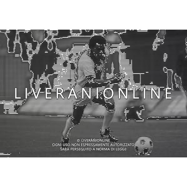 RETROSPETTIVA GERONIMO BARBADILLO CALCIATORE NELLA FOTO GERONIMO BARBADILLO CON LA MAGLIA DELL\'AVELLINO AG ALDO LIVERANI SAS