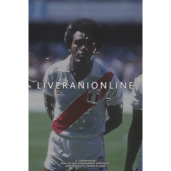 RETROSPETTIVA GERONIMO BARBADILLO CALCIATORE 1982 NELLA FOTO GERONIMO BARBADILLO CON LA MAGLIA DELLA NAZIONALE PERU AG ALDO LIVERANI SAS