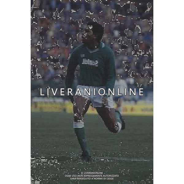 RETROSPETTIVA GERONIMO BARBADILLO CALCIATORE NELLA FOTO GERONIMO BARBADILLO CON LA MAGLIA DELL\'AVELLINO AG ALDO LIVERANI SAS