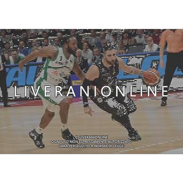 Segafredo Virtus BOLOGNA - Sidigas AVELLINO, 29ma giornata Campionato di Basket serie A1 06.05.2018 NELLA FOTO Pietro Aradori e Dez Wells ©OPTIMAFOTO / AGENZIA ALDO LIVERANI SAS