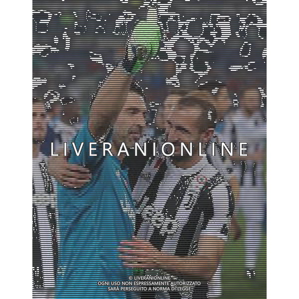 Coppa Italia TIM Cup 2017/2018 Finale Roma - 09.05.2018 Juventus-Milan Nella Foto: esultanza e festeggiamenti a fine gara dei giocatori della juventus per la vittoria - gianluigi buffon e giorgio chiellini /Ph.Vitez-Ag. Aldo Liverani