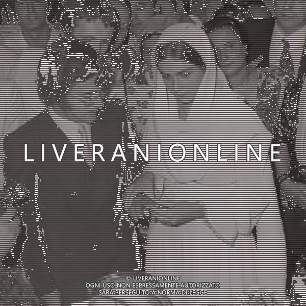 1970 CELLINO SAN MARCO MATRIMONIO ALBANO CARRISI E ROMINA POWER NELLA FOTO IL MATRIMONIO DI ALBANO CARRISI E ROMINA POWER AG ALDO LIVERANI SAS