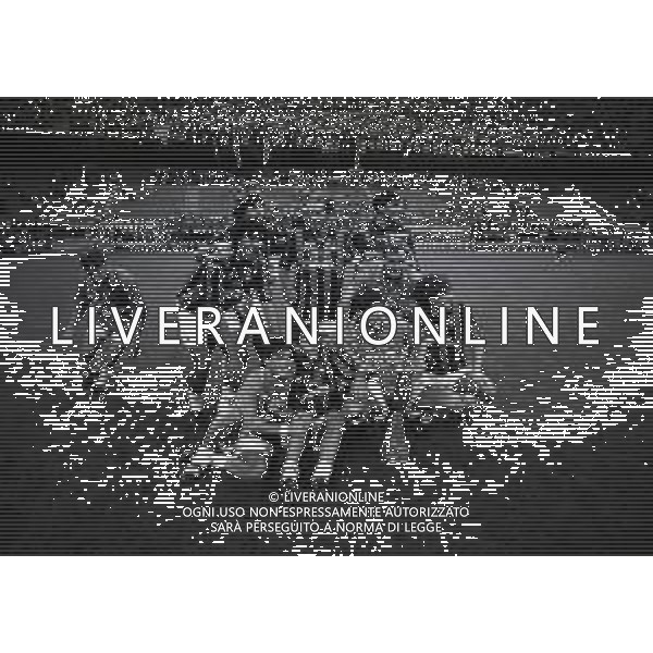28-08-1994 MILANO- SUPERCOPPA ITALIANA MILAN SAMDORIA 1-1 NELLA FOTO IL MILAN FESTEGGIA LA SUPERCOPPA ITALIANA AG ALDO LIVERANI SAS
