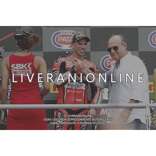 IMOLA - Campionato Mondiale Superbike 12/05/2018 nella foto: Marco Melandri (Ducati Panigale R) e jerry scotty ©Claudio Zamagni/Agenzia Aldo Liverani Marco Melandri (Ducati Panigale R) and jerry scotty during Superbike World Championship PATA SNACK Italian Round at Enzo and Dino Ferrari Circuiti in Imola May 12. 2018 Photo credit by Claudio Zamagni/Aldo Liverani Photo Agency / AGENZIA ALDO LIVERANI SAS - Campionato Mondiale Superbike GARA 1 IMOLA 12.05.2018