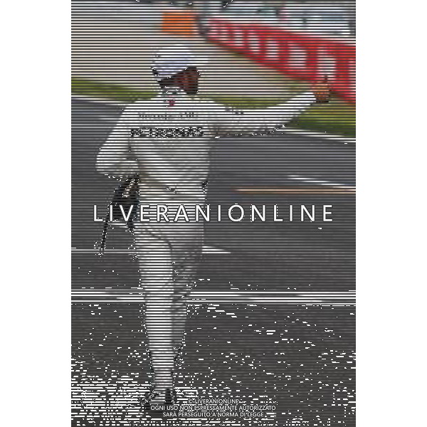 Lewis Hamilton (GBR) Mercedes AMG F1 celebrates his pole position in qualifying parc ferme. 12.05.2018. Formula 1 World Championship, Rd 5, Spanish Grand Prix, Barcelona, Spain, Qualifying Day. / AGENZIA ALDO LIVERANI SAS - ITALY ONLY EDITORIAL USE ONLY - F1 Gp Spagna Prove Ufficiali Qualifiche Barcellona 12.05.2018